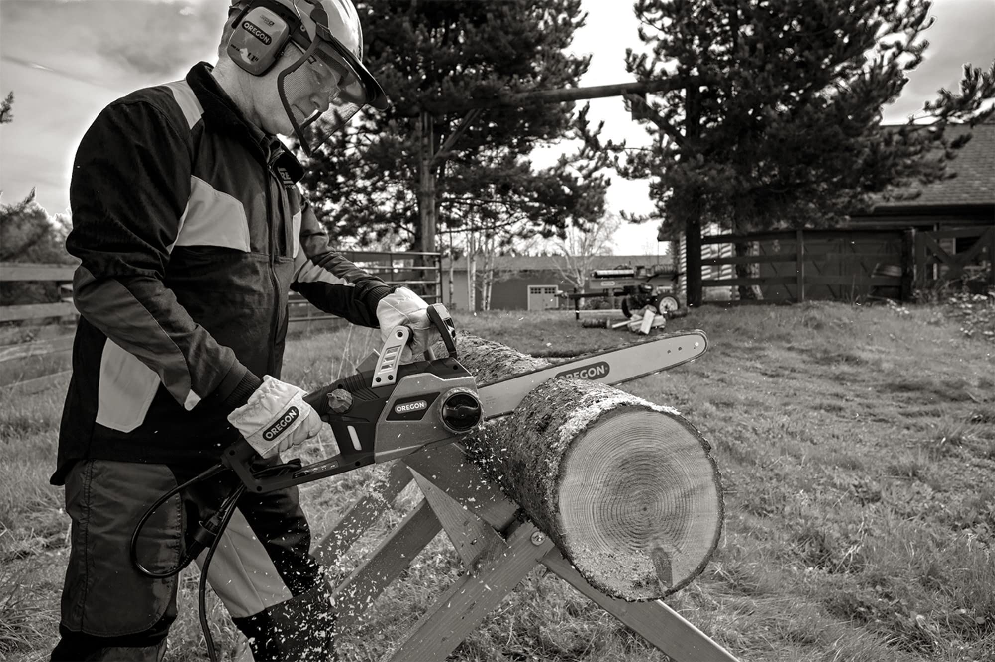 Oregon CS1400 15 Amp Electric Chainsaw, Powerful Corded Electric Saw with 16-Inch Guide Bar & ControlCut Saw Chain, Quiet & Low Kickback, 2-Year Warranty (603348) - Image 6